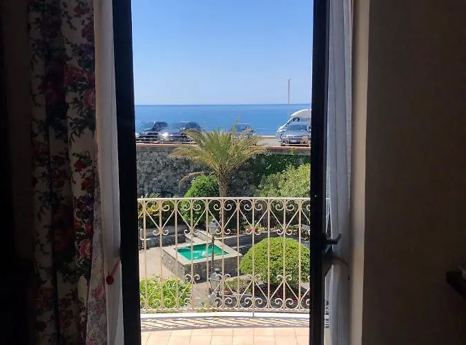 Via Rezzano Vista Mare *