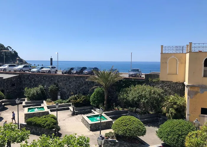 Апартаменты Via Rezzano Vista Mare Бонассола